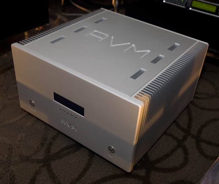 IMG_2361-AVM-eco-amplifier-small.jpg