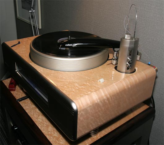 Continuum turntable