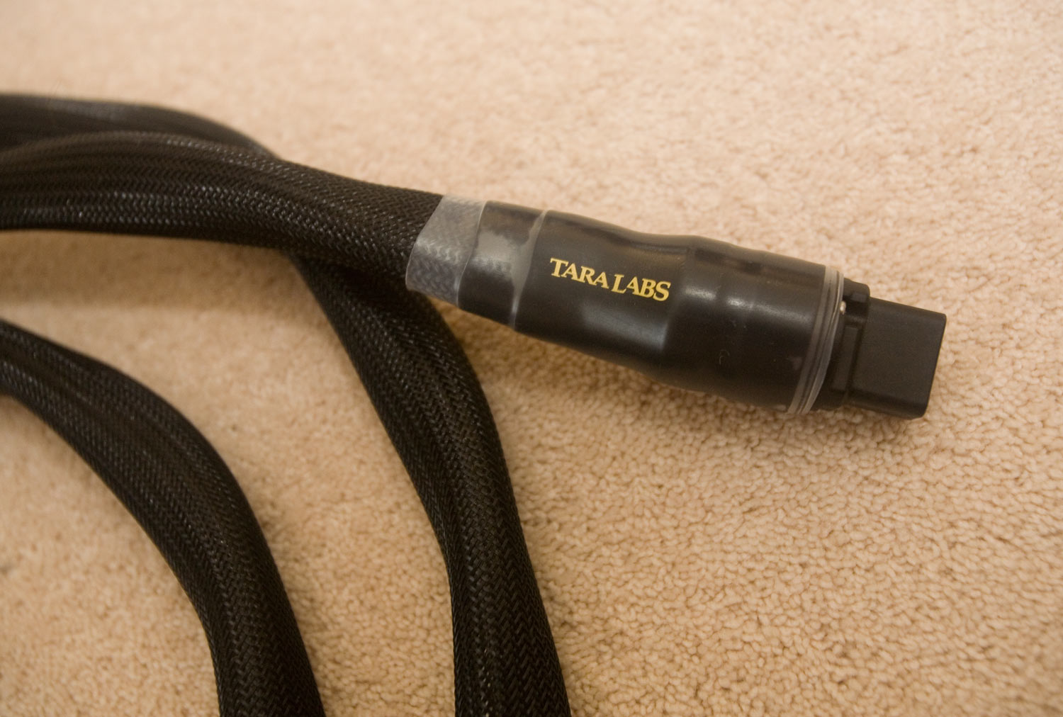 IMG_8464-tara-labs-the-one-ac-power-cable