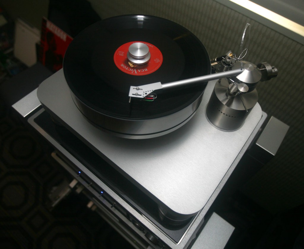 IMG_9770-la-audio-show-basis-turntable