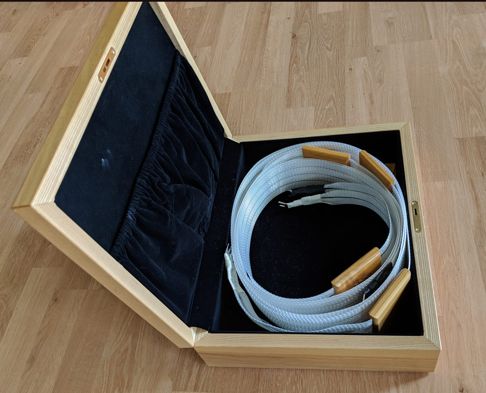 SOLD: Nordost Odin (2.5m spade bi-wire) speaker cable - Audio
